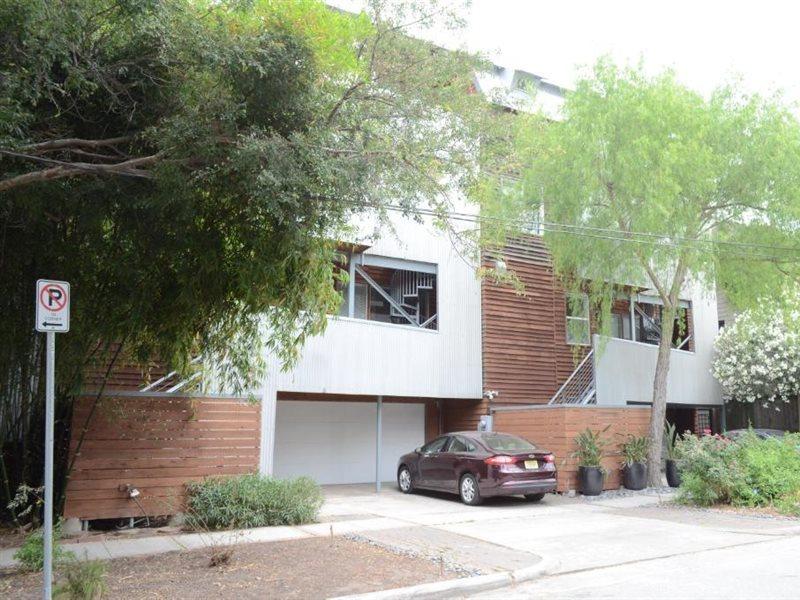 יוסטון Modern B & B מראה חיצוני תמונה