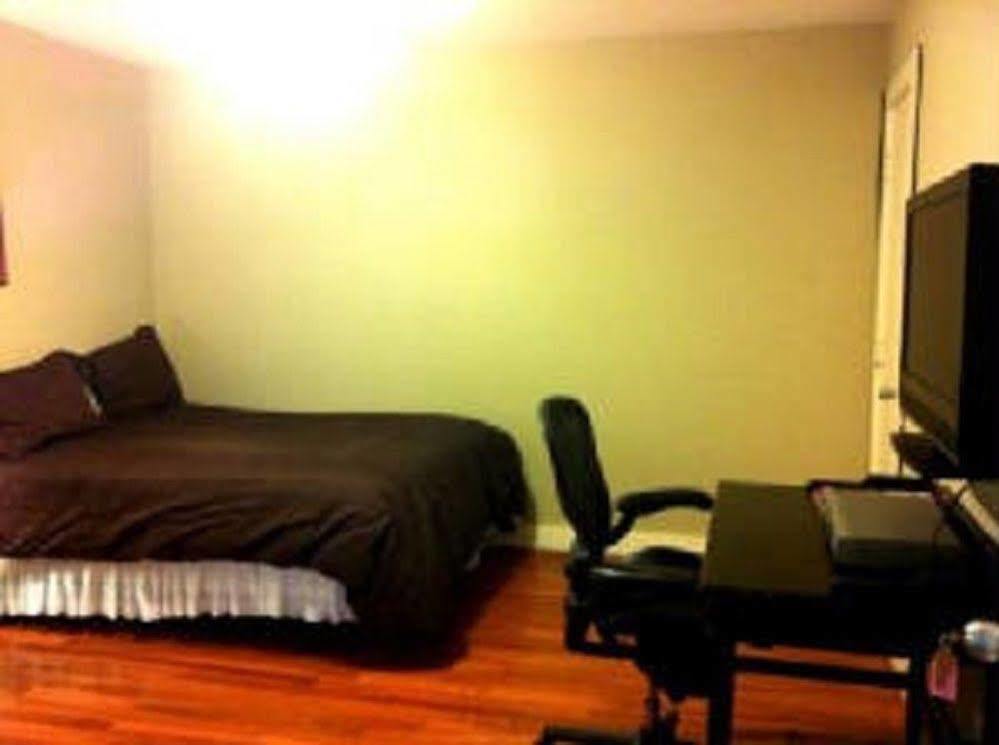 יוסטון Modern B & B מראה חיצוני תמונה